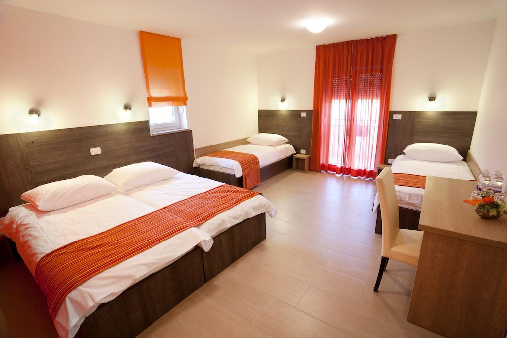 Guesthouse Osterija Branik الغرفة الصورة